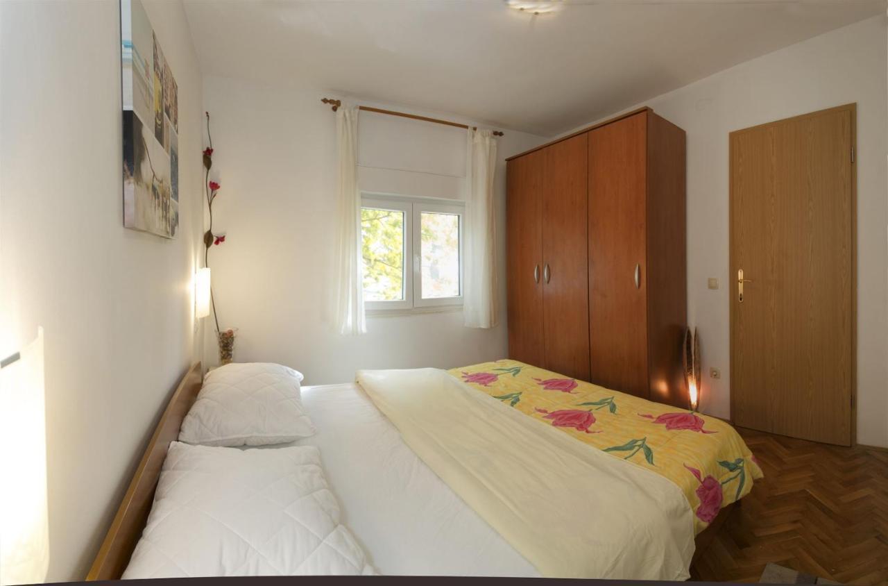 Apartments Gudelj Trogir Exterior photo